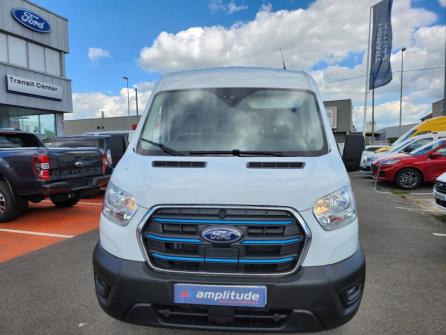 FORD Transit 2T Fg PE 350 L2H2 135 kW Batterie 75/68 kWh Trend Business à vendre à Montargis - Image n°3