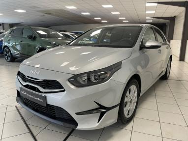 Voir le détail de l'offre de cette KIA Ceed 1.0 T-GDI 120ch Active de 2023 en vente à partir de 243.57 €  / mois