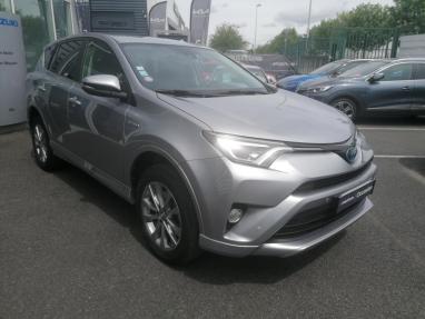 Voir le détail de l'offre de cette TOYOTA RAV4 197 Hybride Silver Edition 2WD CVT de 2018 en vente à partir de 318.16 €  / mois