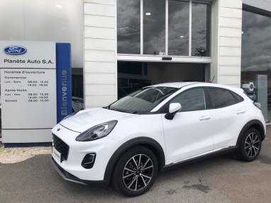 Voir le détail de l'offre de cette FORD Puma 1.0 EcoBoost 125ch mHEV Titanium 6cv de 2020 en vente à partir de 177.28 €  / mois