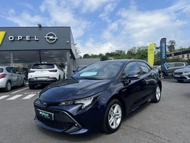 Voir le détail de l'offre de cette TOYOTA Corolla 122h Dynamic Business + Stage Hybrid Academy MY21 de 2021 en vente à partir de 184.94 €  / mois