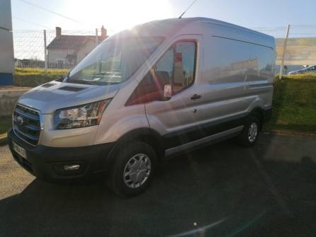 FORD Transit 2T Fg PE 390 L2H2 198 kW Batterie 75/68 kWh Trend Business à vendre à Bourges - Image n°5