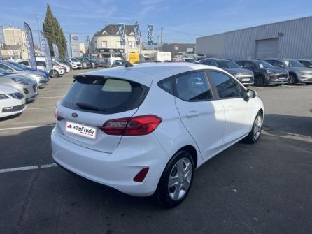 FORD Fiesta 1.5 TDCi 85ch Connect Business Nav 5p à vendre à Orléans - Image n°5