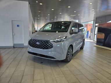 Voir le détail de l'offre de cette FORD Tourneo Custom 340 L1H1 2.5 Duratec 232ch Hybride rechargeable Titanium X CVT de 2025 en vente à partir de 69 990 €