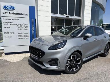 Voir le détail de l'offre de cette FORD Puma 1.0 EcoBoost 155ch mHEV ST-Line X 8cv de 2021 en vente à partir de 222.63 €  / mois