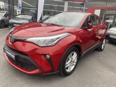 Voir le détail de l'offre de cette TOYOTA C-HR 122h Dynamic 2WD E-CVT MC19 de 2020 en vente à partir de 17 999 €